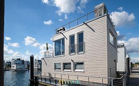Schwimmendes Haus Hygge Olpenitz