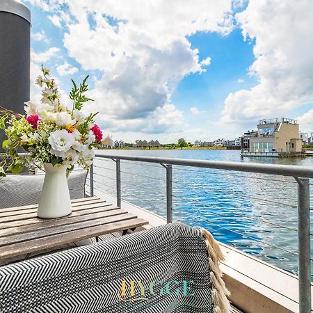 Hotel Schwimmendes Haus Hygge Olpenitz Exterior foto